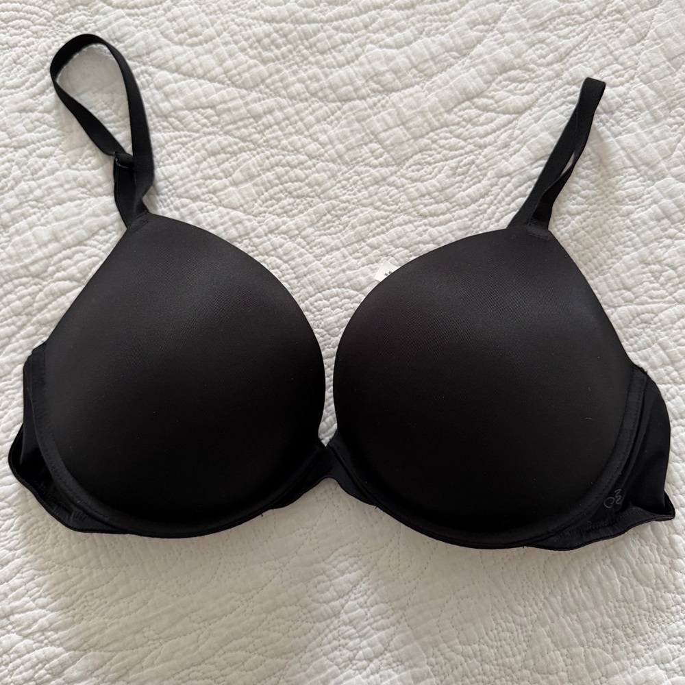 NWT Victoria Secret Push Up Bra
